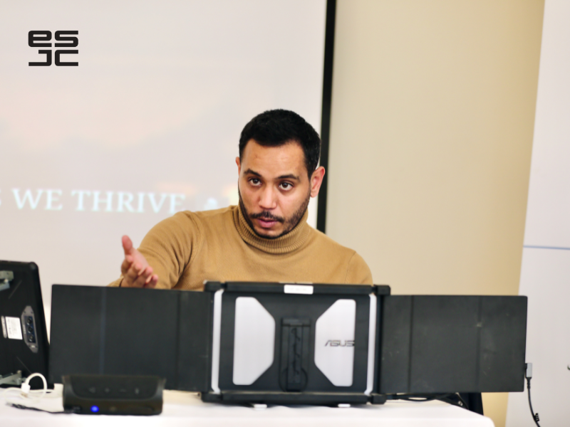 Hamza Ait Si Ouali (5) Les étudiants de l’ESJC explorent le Web 3.0 et les cryptomonnaies avec Hamza Ait Said Ouali